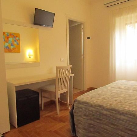 Buonarroti Guest House Rome Bilik gambar